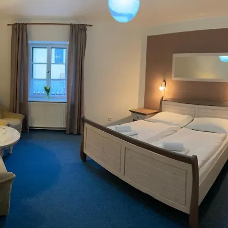 Linden Pensión Český Krumlov